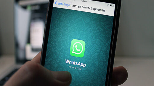 How To See WhatsApp Status Without Adding Contact