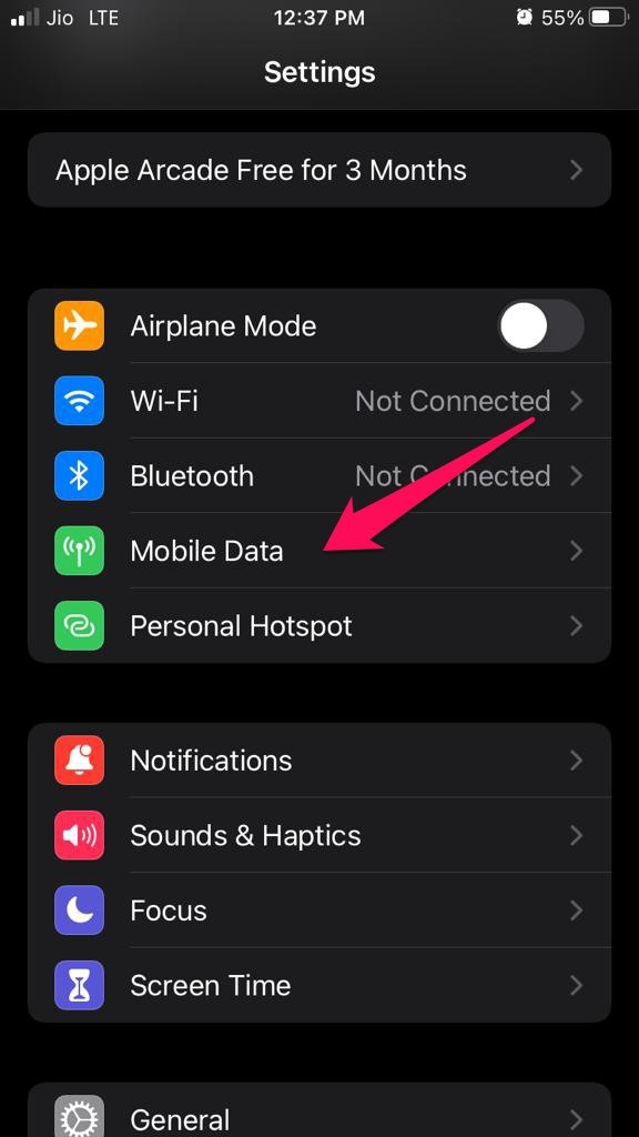 Smart Data Mode on iPhone 13