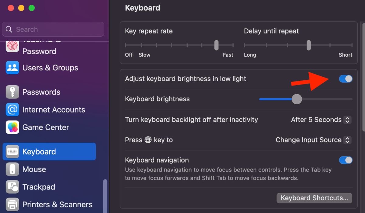 Adjust keyboard brightnes in low night