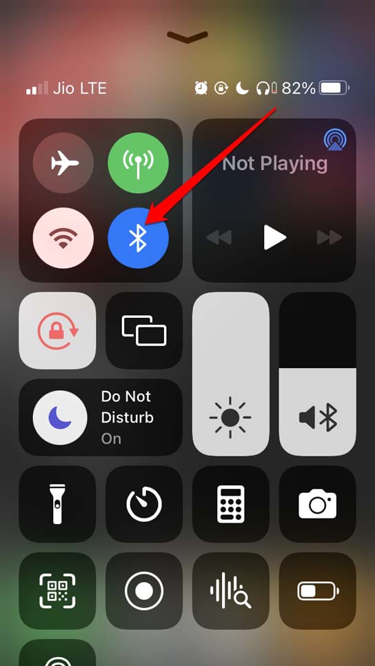 disable bluetooth device on iPhone