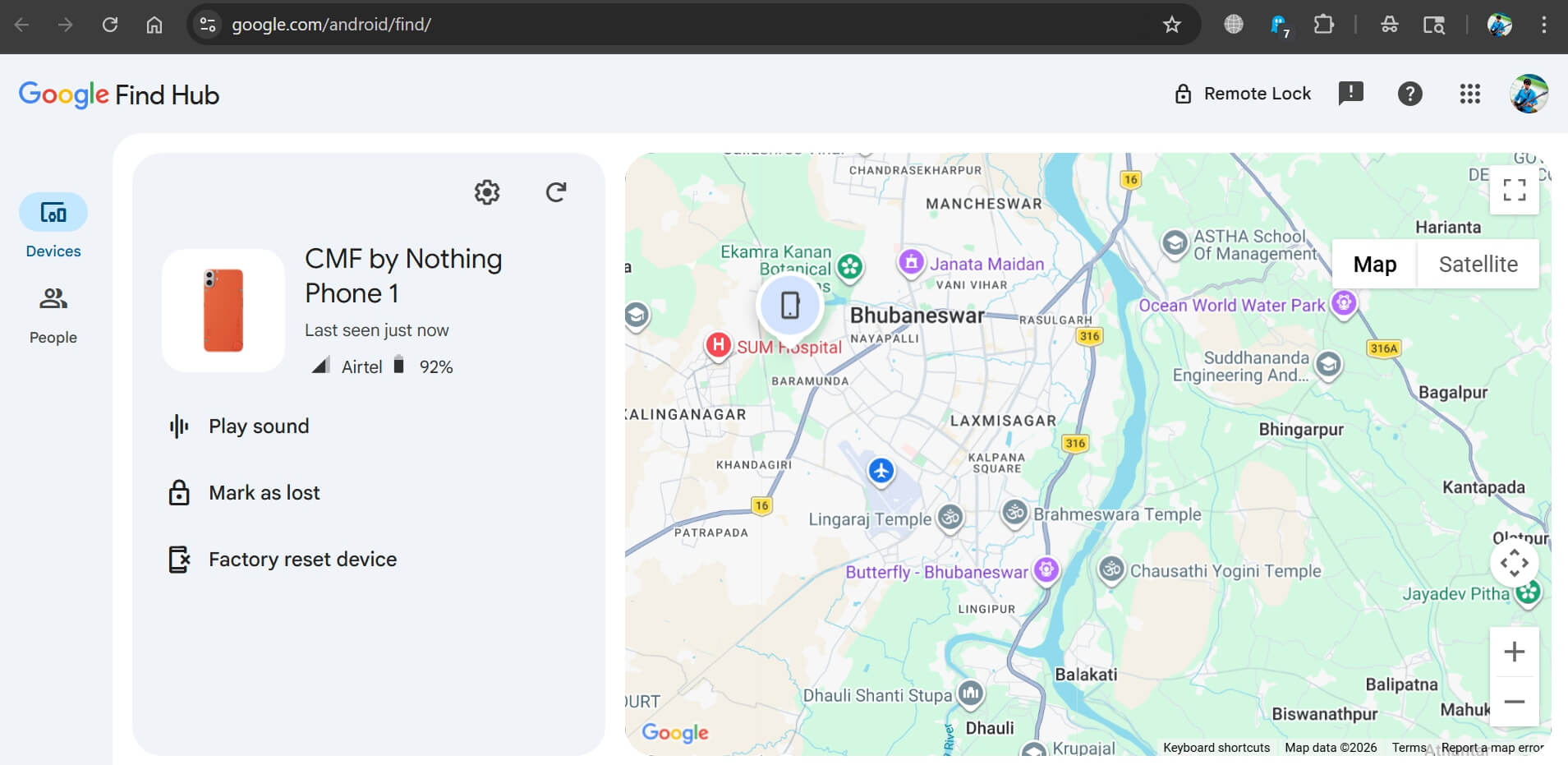 use Find Hub to determine the exact location of a lost phone